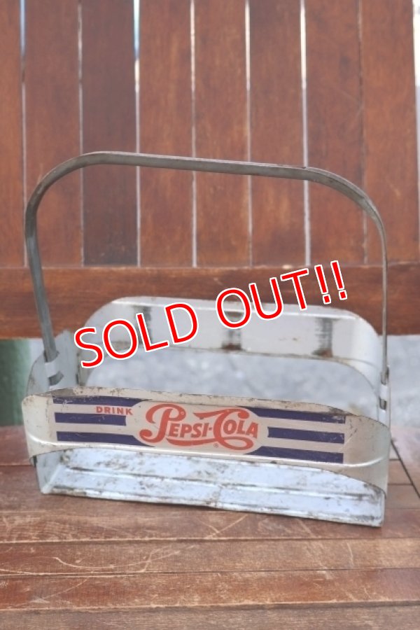 画像1: dp-260204-23 PEPSI-COLA 1950's Metal Bottle Carrier