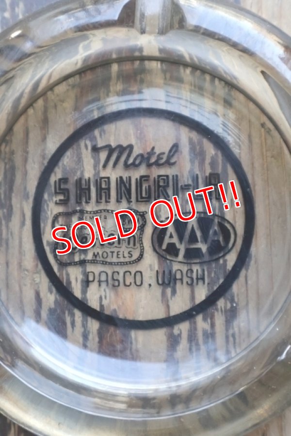 画像1: dp-260204-60 Motel SHANGRI-LA VINTAGE GLASS ASHTRAY