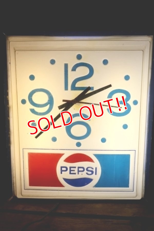画像1: dp-260204-04 PEPSI 1970's-1980's Lighted Wall Clock