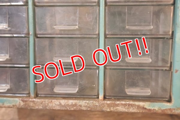 画像7: dp-260204-54 EVEREADY / 1950's-1960's Miniature LAMPS Metal Cabinet