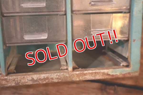 画像11: dp-260204-54 EVEREADY / 1950's-1960's Miniature LAMPS Metal Cabinet