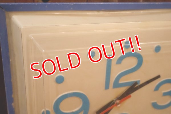 画像8: dp-260204-04 PEPSI 1970's-1980's Lighted Wall Clock