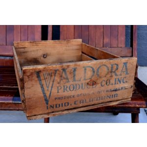 画像: dp-260226-03 VALDORA PRODUCE CO., INC. Vintage Wood Crate Box