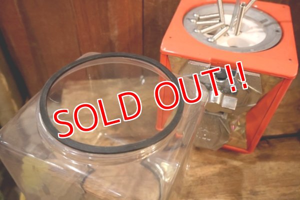 画像14: dp-250319-03 A&A CO. 1970's-1980's Capsule Toy Vending Machine