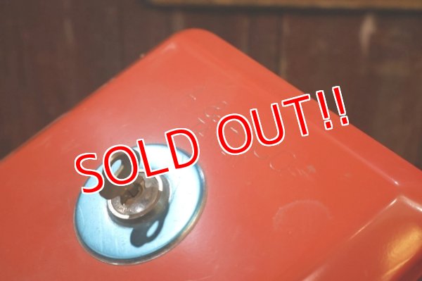 画像10: dp-250319-03 A&A CO. 1970's-1980's Capsule Toy Vending Machine