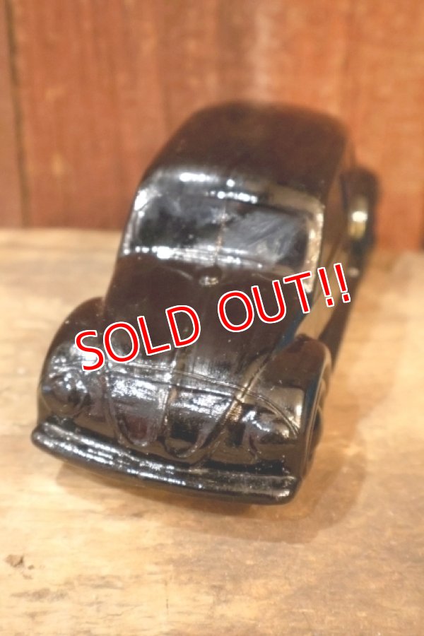 画像2: dp-260303-01 AVON / 1970's Volkswagen Beetle SPICY AFTER SHAVE GLASS BOTTLE