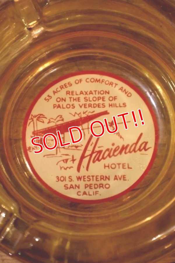画像1: dp-260204-60 Hacienda HOTEL VINTAGE GLASS ASHTRAY