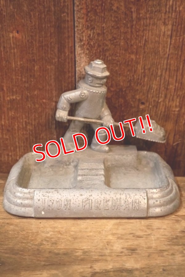 画像1: ct-260322-22 IRON FIREMAN 1950's-1960's Advertising Ashtray