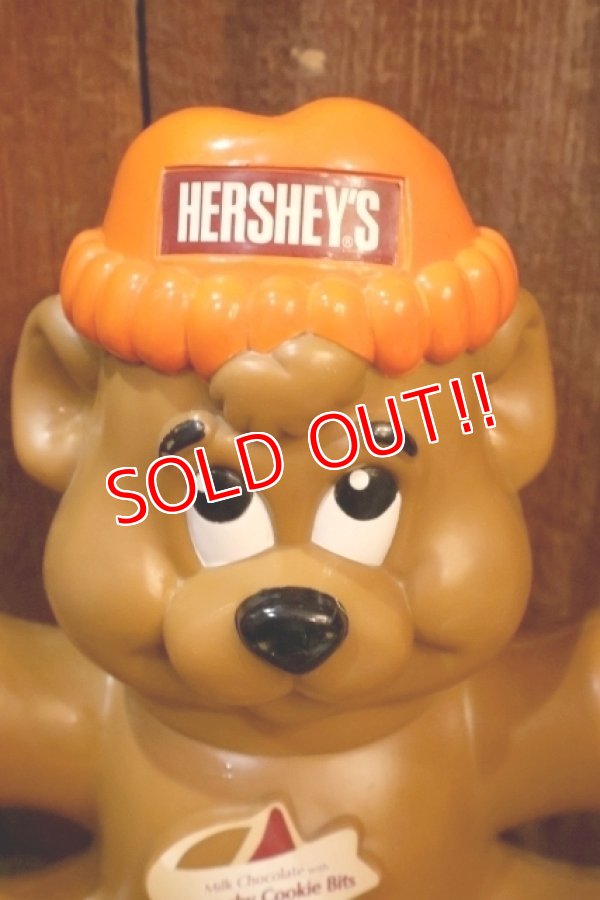 画像2: ct-260424-03 HERSHEY'S KISSES BEAR 1990's Crunchy Cookie Bits Coin Bank