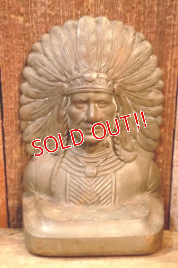 画像1: dp-260325-03 1930's-1940's Indian Iron Bookend