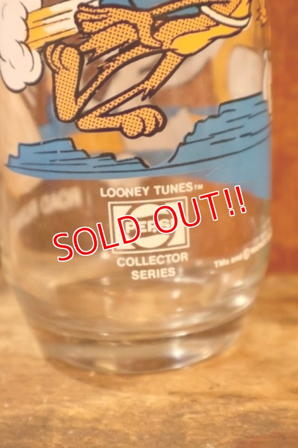 画像6: gs-260601-02 Bugs Bunny, Road Runner & Wile E. Coyote / PEPSI 1979 Collector Series Glass