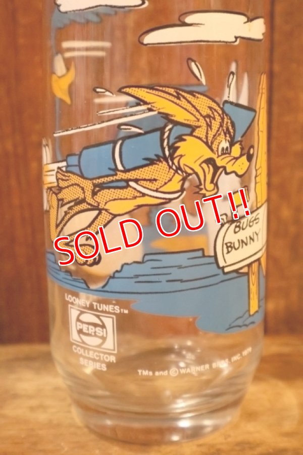 画像5: gs-260601-02 Bugs Bunny, Road Runner & Wile E. Coyote / PEPSI 1979 Collector Series Glass