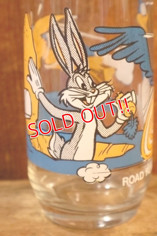 画像3: gs-260601-02 Bugs Bunny, Road Runner & Wile E. Coyote / PEPSI 1979 Collector Series Glass