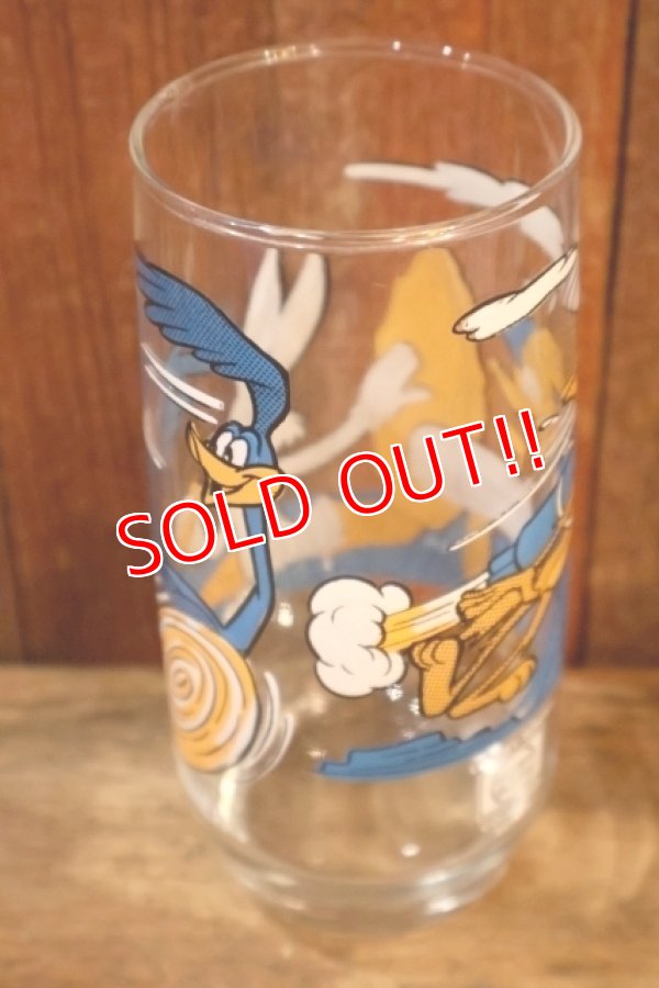 画像7: gs-260601-02 Bugs Bunny, Road Runner & Wile E. Coyote / PEPSI 1979 Collector Series Glass