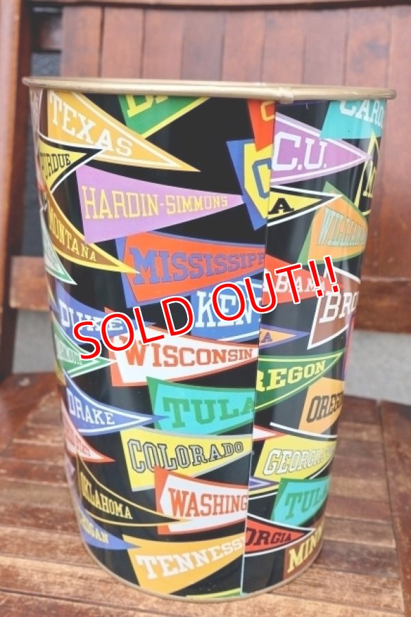 画像4: dp-260601-02 Decoware 1960's COLLEGE PENNANT TRASH CAN