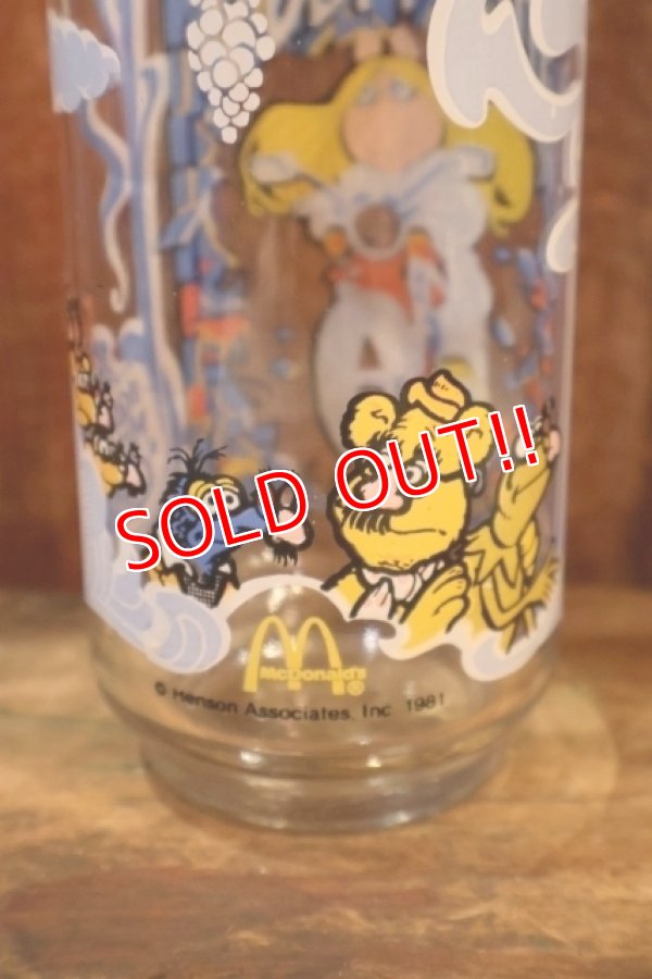 画像4: gs-260601-06 Muppets / McDonald's 1981 "The Great Muppet Caper!" Miss Piggy Glass
