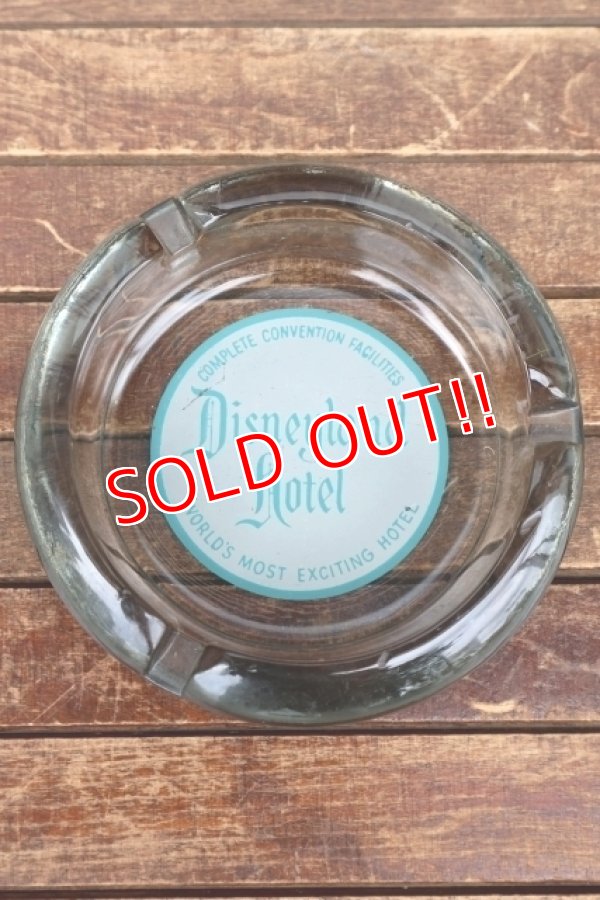 画像2: gt-250618-07 Disneyland Hotel / 1960's-1970's Glass Ashtray
