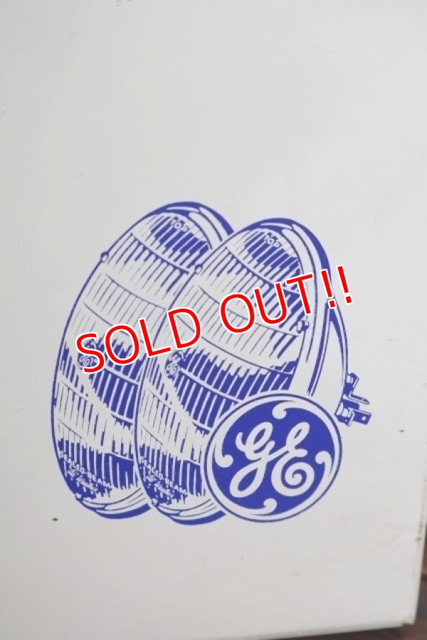 画像1: dp-260801-14 GENERAL ELECTRIC 1950's-1960's AUTOMOBILE LAMPS METAL RACK