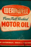 画像2: dp-260901-70 WEARWELL MOTOR OIL 2 U.S. GALLONS CAN