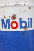 画像2: dp-260901-39 Mobil 1970's 5 U.S. GALLONS MOTOR OIL CAN
