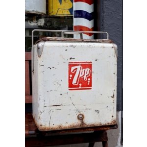 画像: dp-260922-02 7 Up 1950's ROGRESS REFRIGERATOR CO. Metal Cooler Box