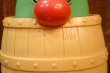 画像3: ct-261014-20 NEW YORK VINYL PROD 1971 Kilroy Peek-a-Boo Barrel Coin Bank