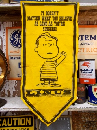 ct PEANUTS / 's Banner "Linus"