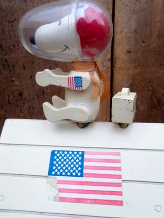 画像: ct-120530-05 Snoopy (Astronauts) / Schmid 60's Musical Box