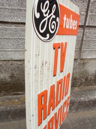 画像: dp-120705-30 General Electric / G.E Tubes 40's-50's TV RADIO SERVICE sign