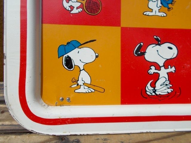 画像: ct-130716-41 Snoopy / 60's-70's Kid's Tin Table