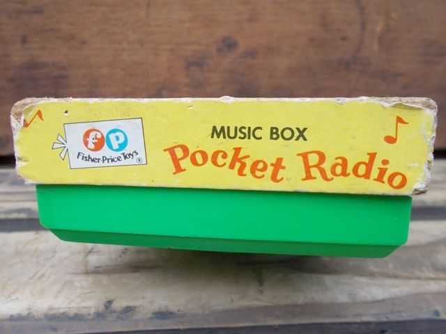 画像: fp-130416-06 Fisher-Price / 1976 Music Box Pocket Radio "I'd like to teach the world to sing" #766