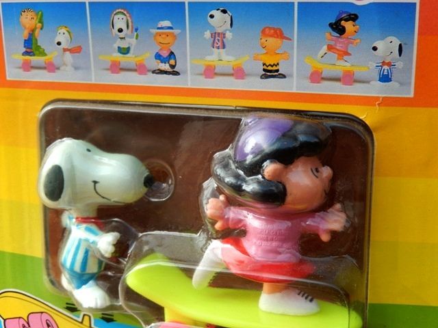 画像: ct-130115-27 Snoopy / 80's Free Wheeling Action Skateboard w/ Lucy