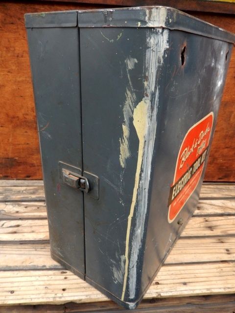 画像: dp-131001-05 Blacl & Decker / Vintage Electric Tool Kit metal box
