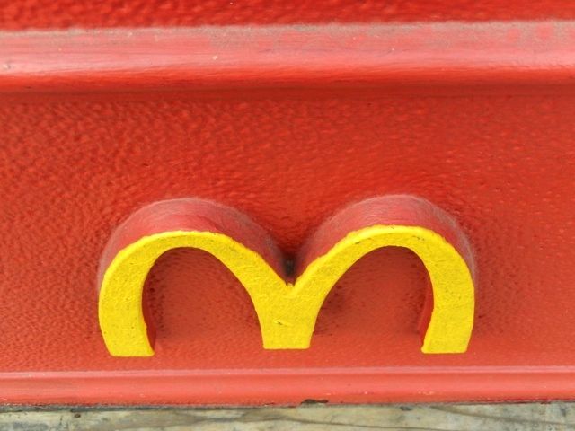 画像: dp-131112-02 McDonald's / 80's Store sign