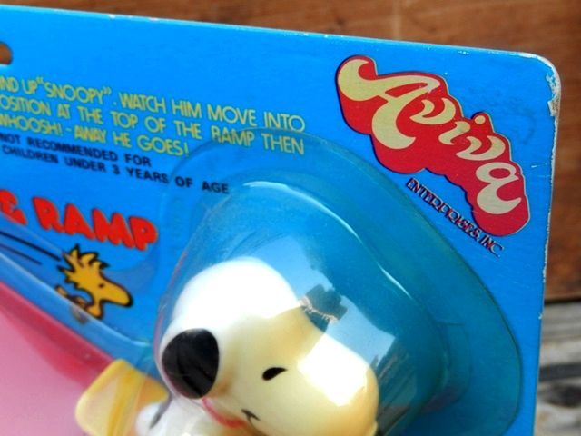 画像: ct-131202-19  Snoopy / AVIVA 70's Wind Up Skateboarder