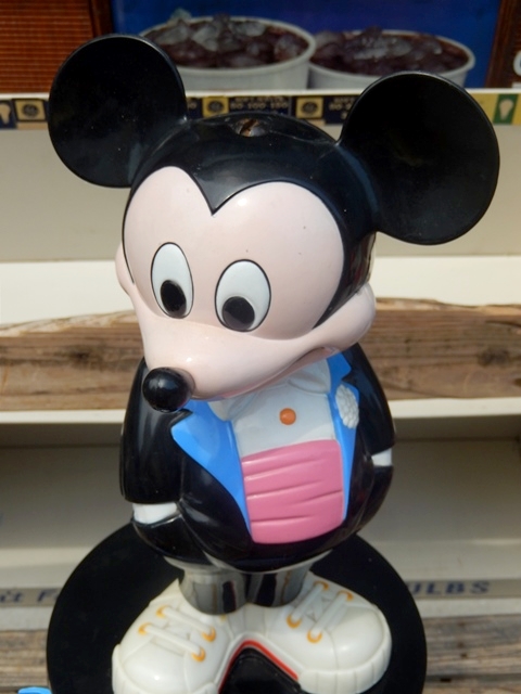 画像: ct-140508-09 Mickey Mouse / 80's Gum Ball Machine