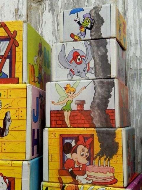 画像: ct-141014-52 Walt Disney's / 70's Stacking Cardboard Block