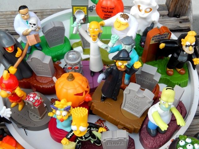 画像: ct-141007-02 the Simpsons / Burger King 2001 Spooky Light-Ups Meal Toy Complete set