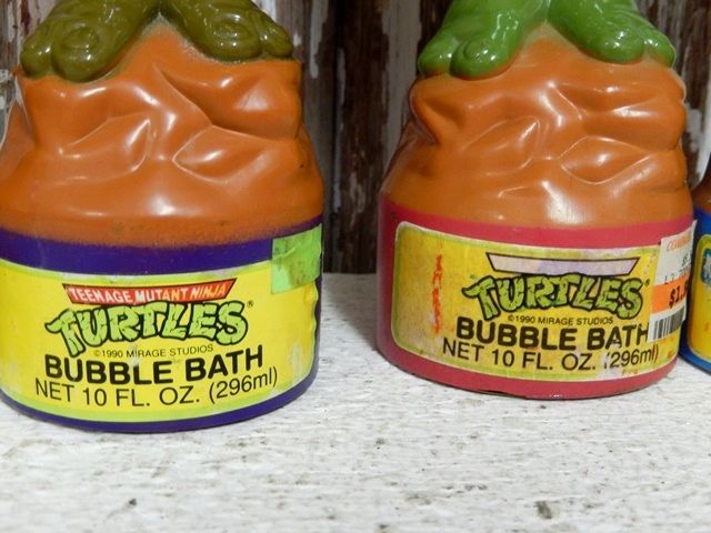 画像: ct-140209-09 Teenage Mutant Ninja Turtles / 1990 Bubble bath bottle set