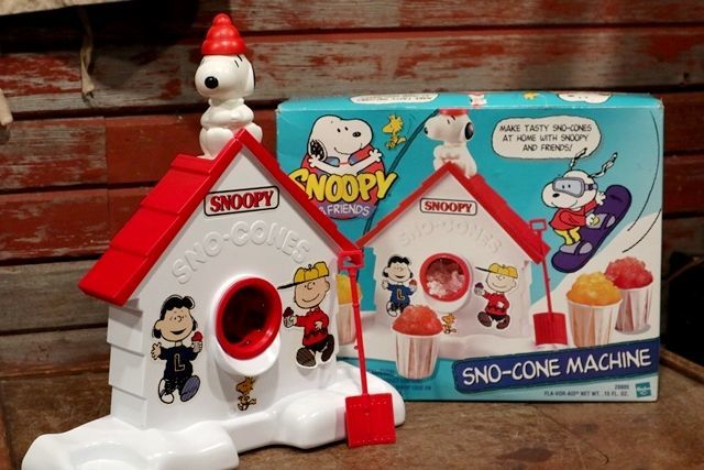 画像1: ct-200403-20 Snoopy & Friends / Hasbro 1999 Sno-Cone Machine