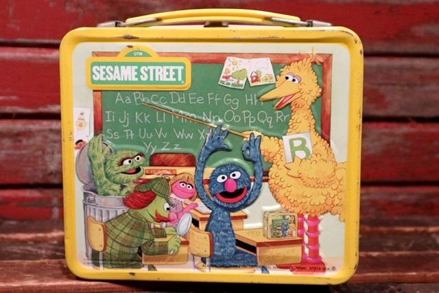 画像1: ct-211210-51 SESAME STREET / Aladdin 1979 Metal Lunch Box