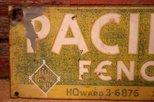 画像2: dp-240207-22 PACIFIC FENCE Metal Sign