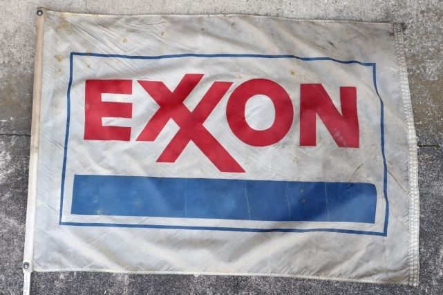 画像1: dp-240418-25 Exxon / 1980's〜 Nylon Flag