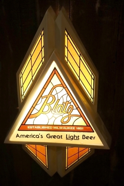 画像1: dp-250205-33 Blatz Beer 1970's Bar Display Lighted Sign