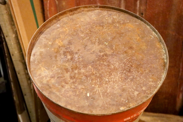 画像10: dp-250618-59 Mobil / 1960's 5 U.S. GALLONS CAN