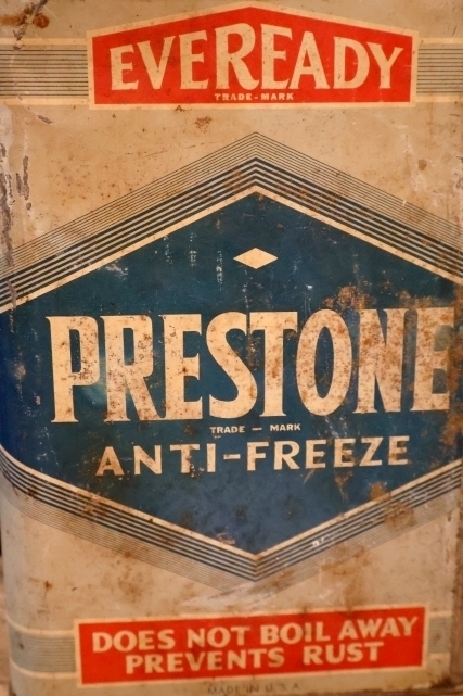 画像2: dp-250618-28 EVEREADY PRESTONE / 1930's ANTI-FREEZE ONE U.S.GALLON CAN