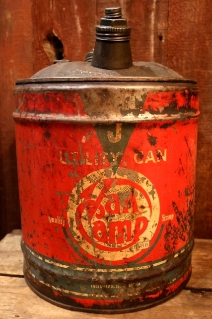 画像1: dp-250618-54 Van Camp 1940's 5 U.S. GALLONS OIL CAN