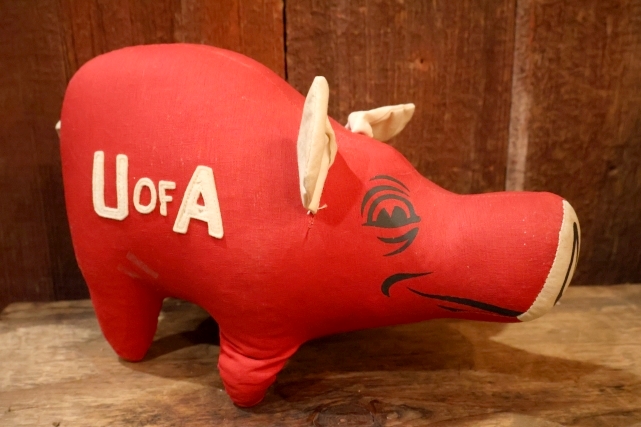 画像1: ct-250908-01 U of A / Collegiate 1950's〜 Mascot Doll