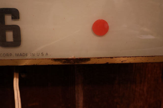 画像10: dp-250618-19 WOLF'S HEAD MOTOR OIL & LUBES 1960's PAM CLOCK