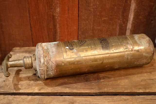 画像8: dp-251008-27 THE GENERAL DETROIT CORP 1950's S-O-S Fire Guard MODEL 85 Fire Extinguisher
